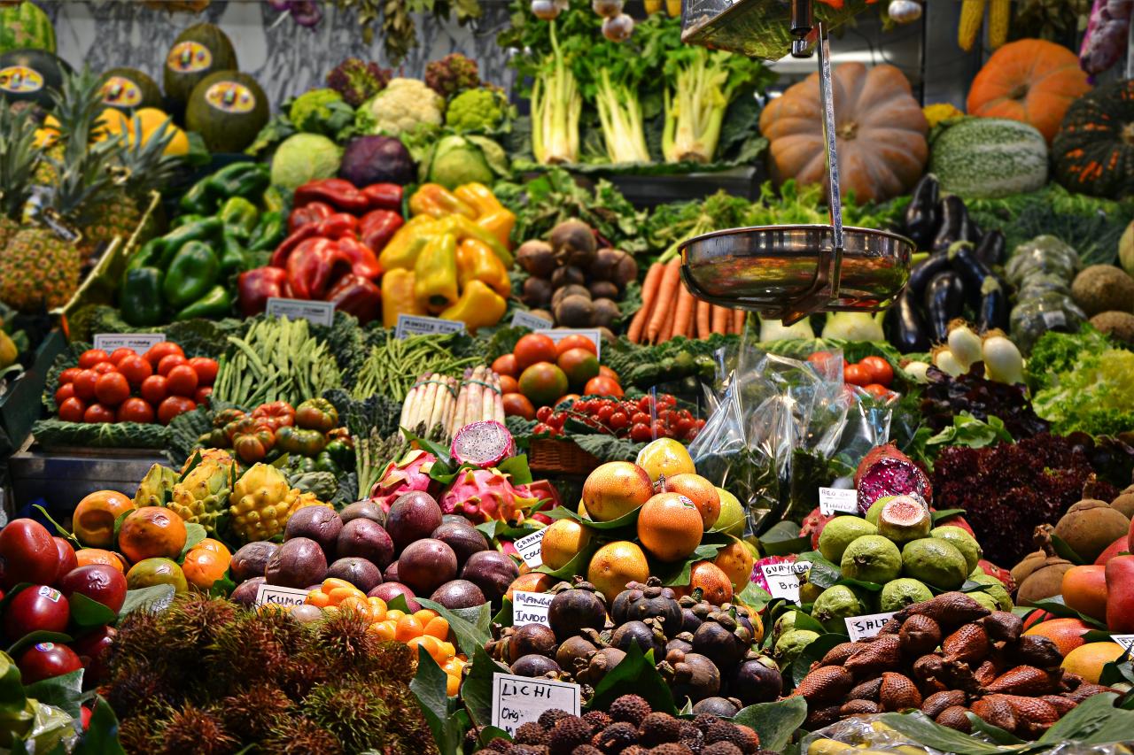 market fruits and vegetables